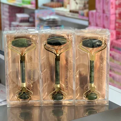 ماساژور سنگی صورت جیدرولر jade Roller